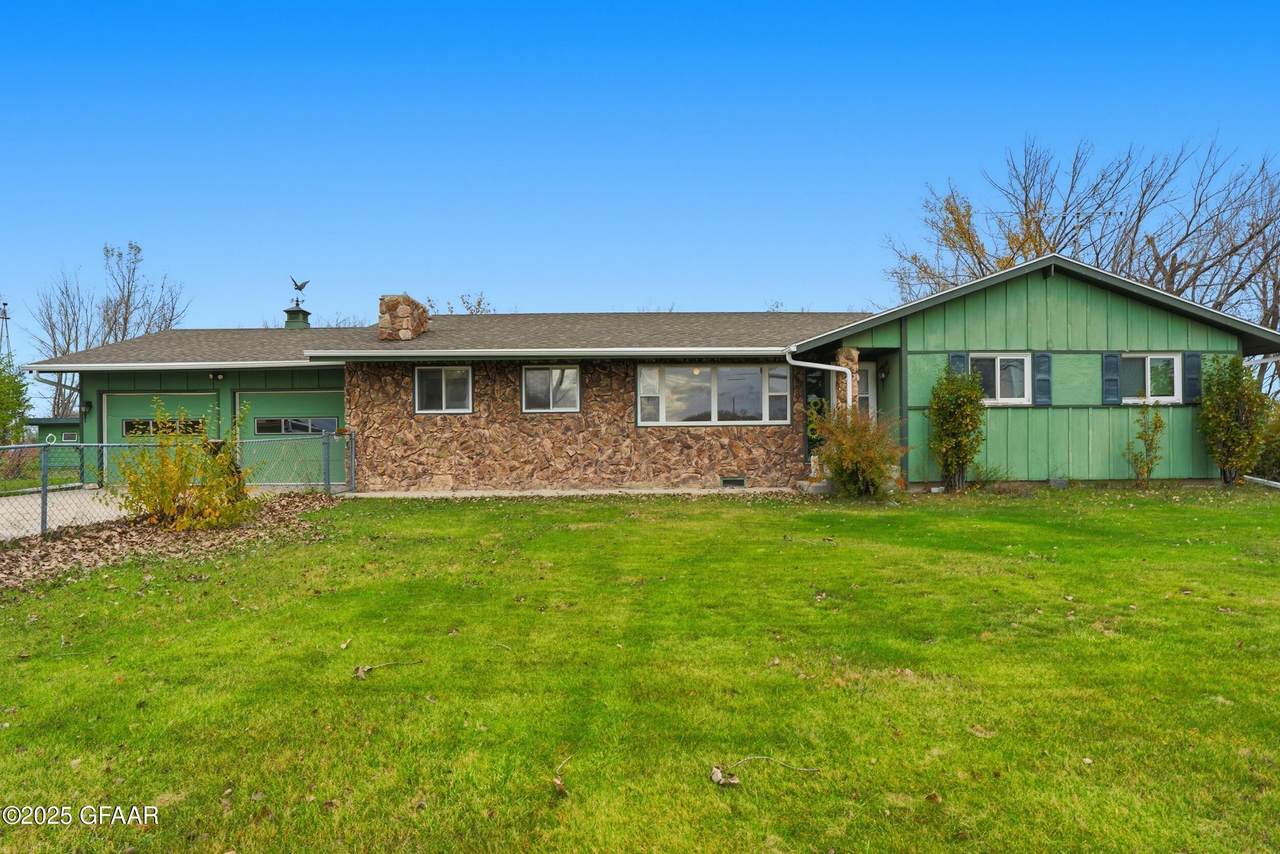 2950 Us Hwy 2 - Photo 1