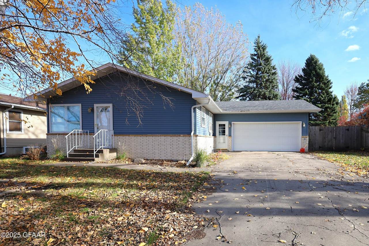 1214 Darwin Drive - Photo 1