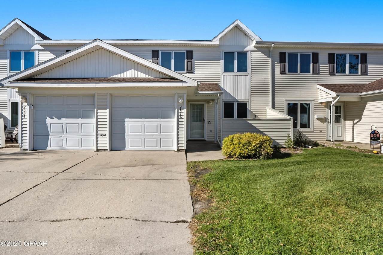 2518 S 38Th St - Photo 1