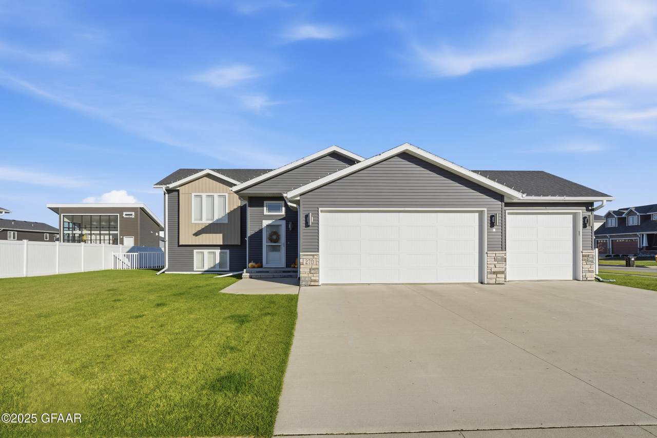 270 Sandpiper Lane - Photo 1