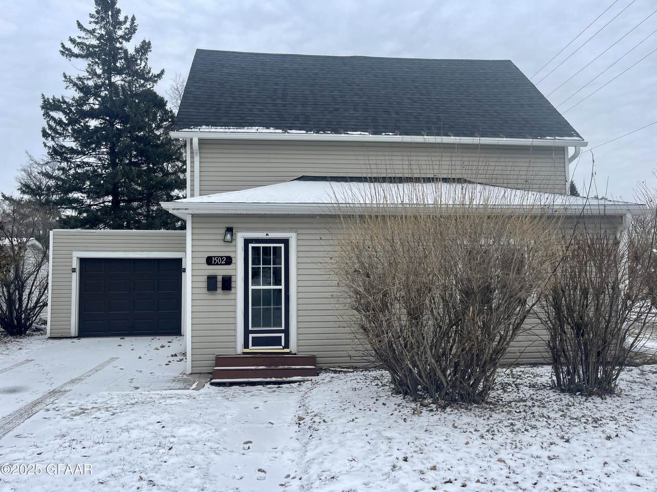 1502 N 4Th Street - Photo 1