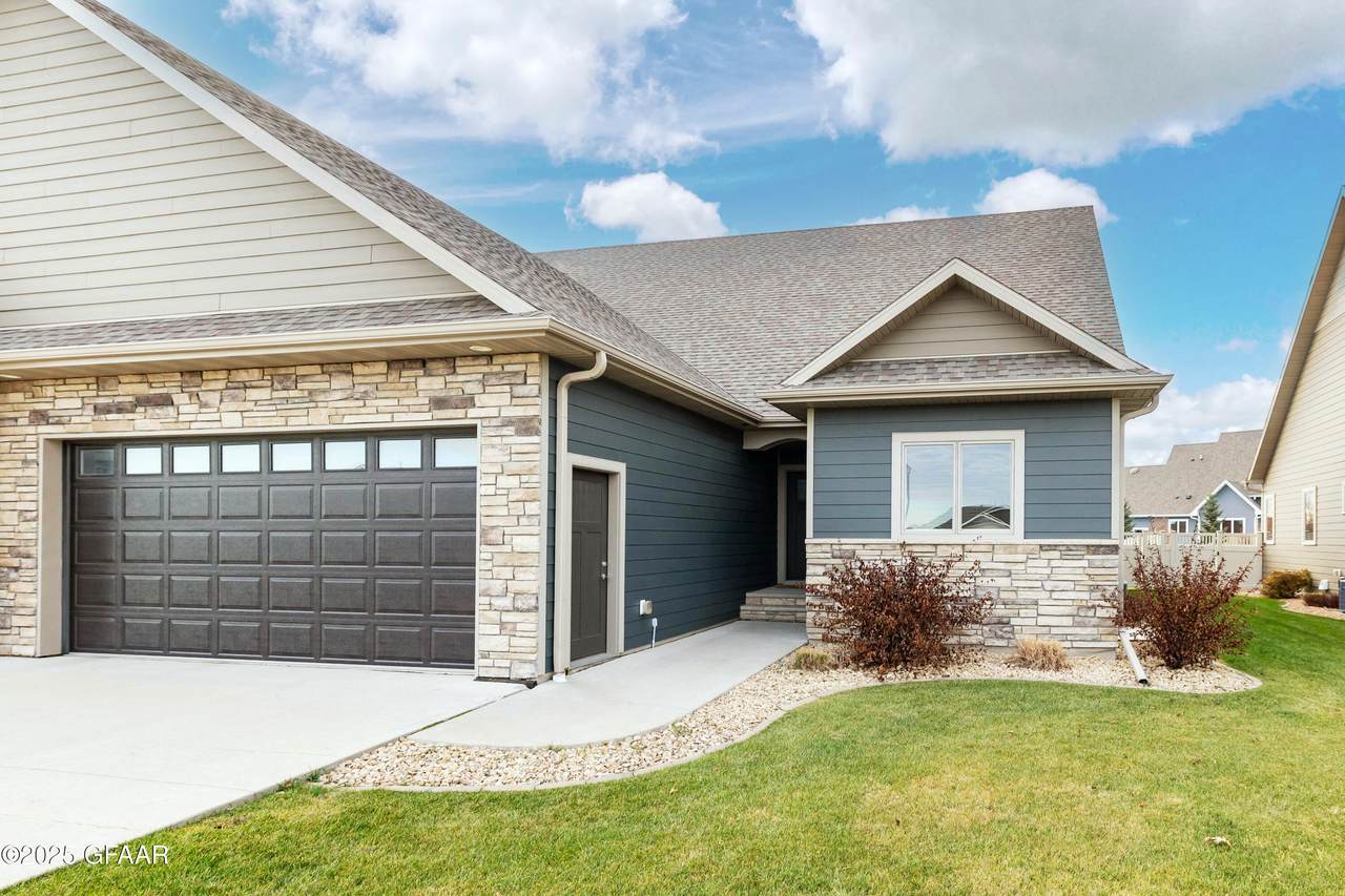 5517 S 14Th Street - Photo 1