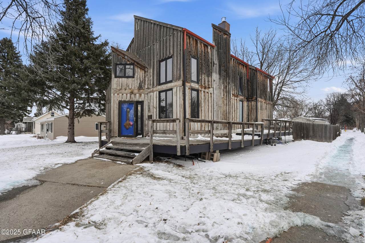 1021 S 20Th Street - Photo 1