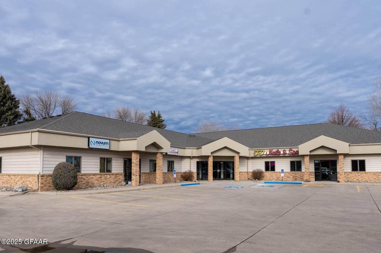 https://bt-photos.global.ssl.fastly.net/grandforks/1280_boomver_1_25-374-2.jpg
