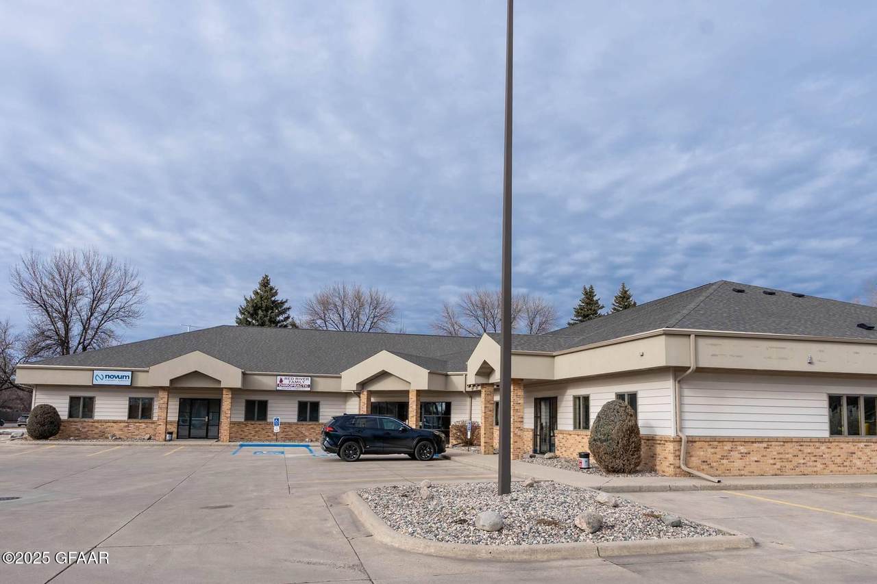 https://bt-photos.global.ssl.fastly.net/grandforks/1280_boomver_1_25-374-2.jpg