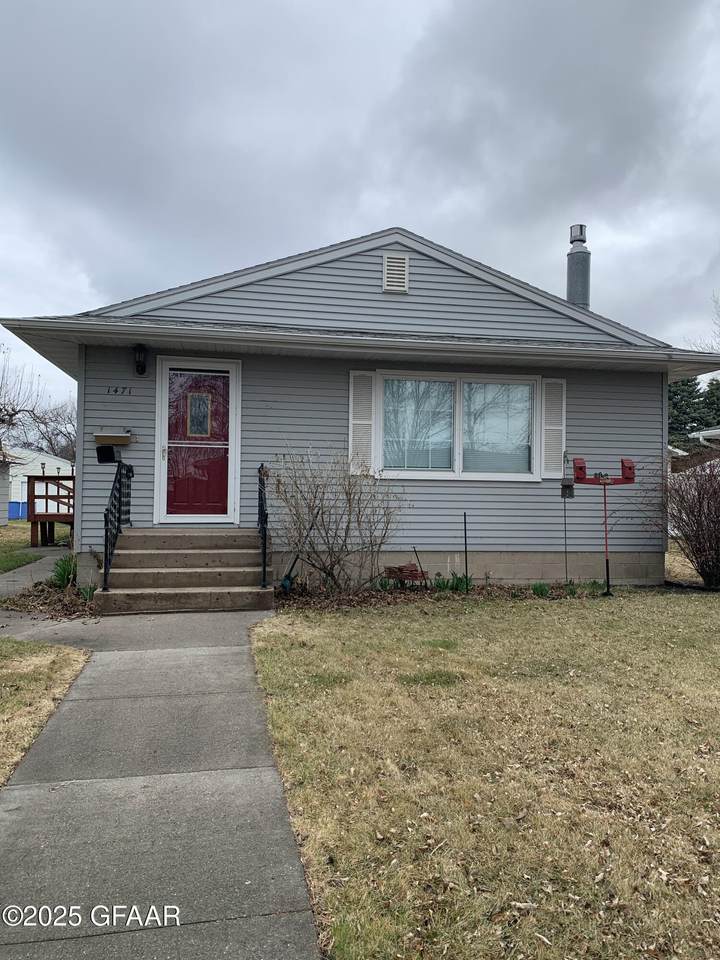 1471 Manvel Avenue - Photo 1