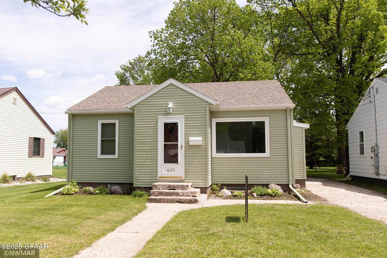 635 Washington Avenue - Photo 1