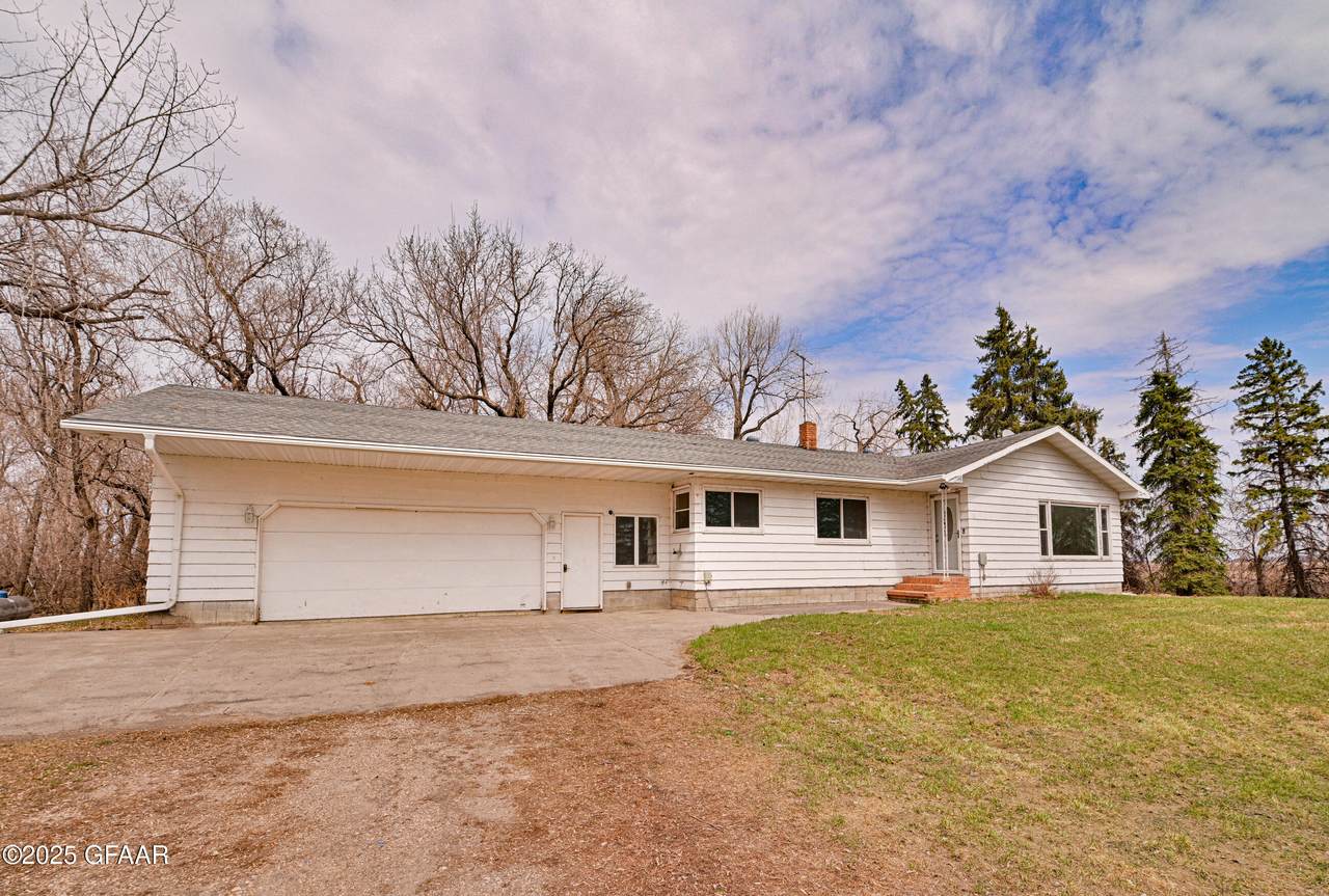 https://bt-photos.global.ssl.fastly.net/grandforks/1280_boomver_1_25-623-2.jpg