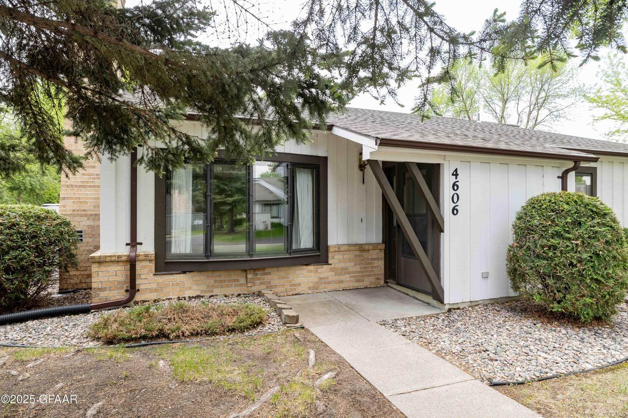 4606 Belmont Road - Photo 1