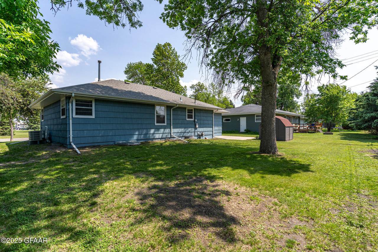 https://bt-photos.global.ssl.fastly.net/grandforks/1280_boomver_1_25-829-2.jpg