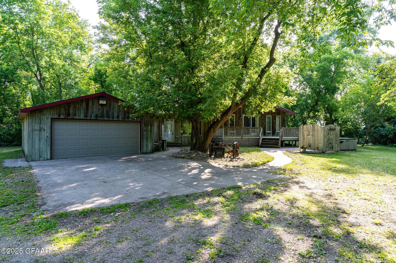 1445 10TH Avenue - Photo 1