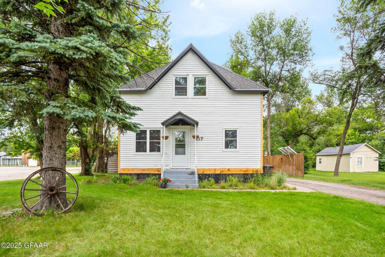 217 N Baldwin Street - Photo 1