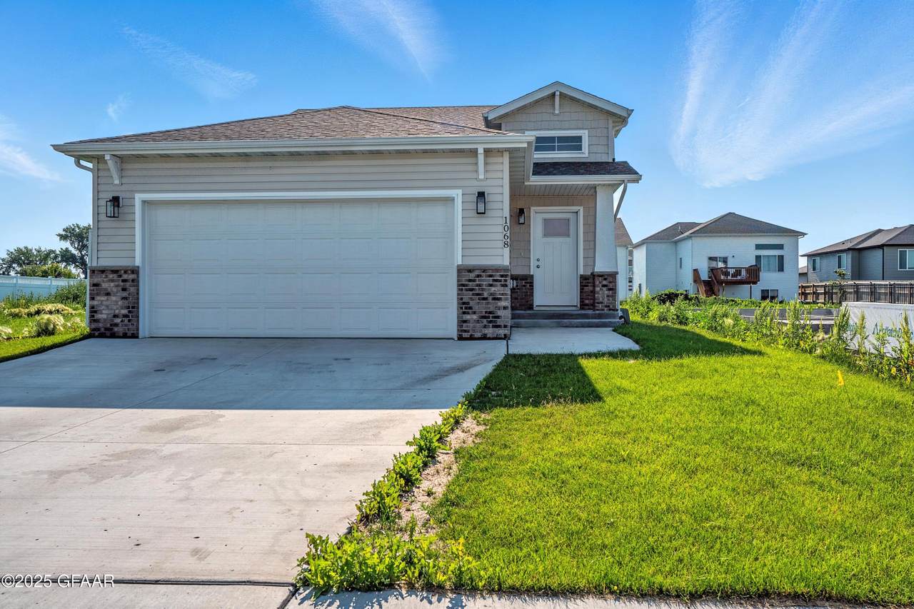 1068 David Drive - Photo 1