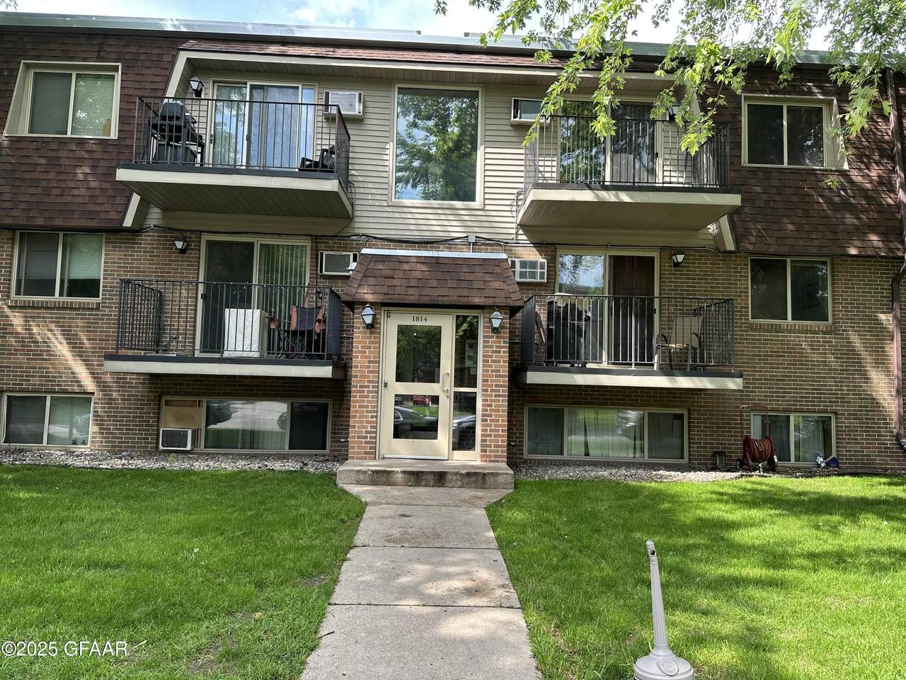 1814 22ND Avenue - Photo 1