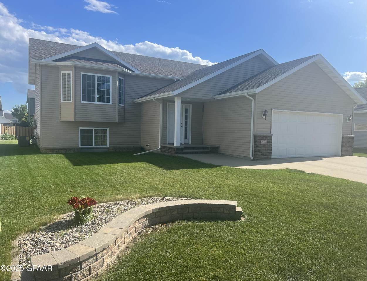 2167 Star Avenue - Photo 1