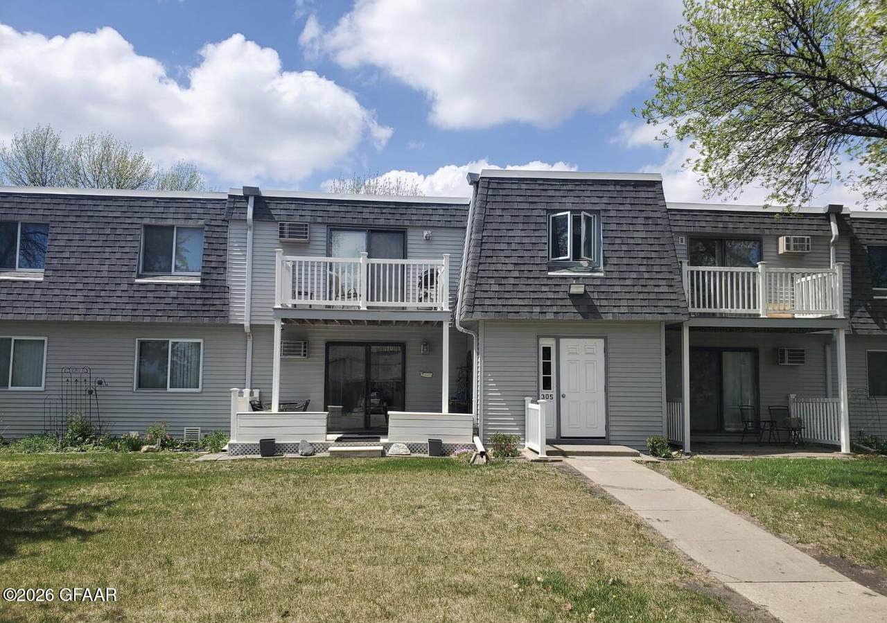305 51ST Street - Photo 1