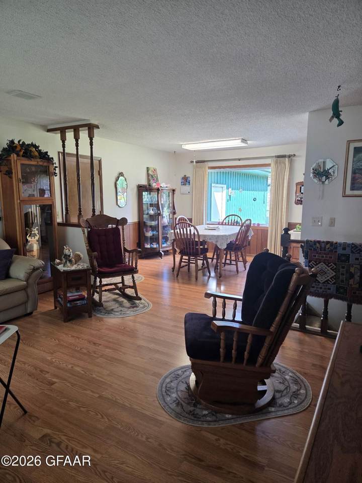 https://bt-photos.global.ssl.fastly.net/grandforks/1280_boomver_1_26-1031-2.jpg