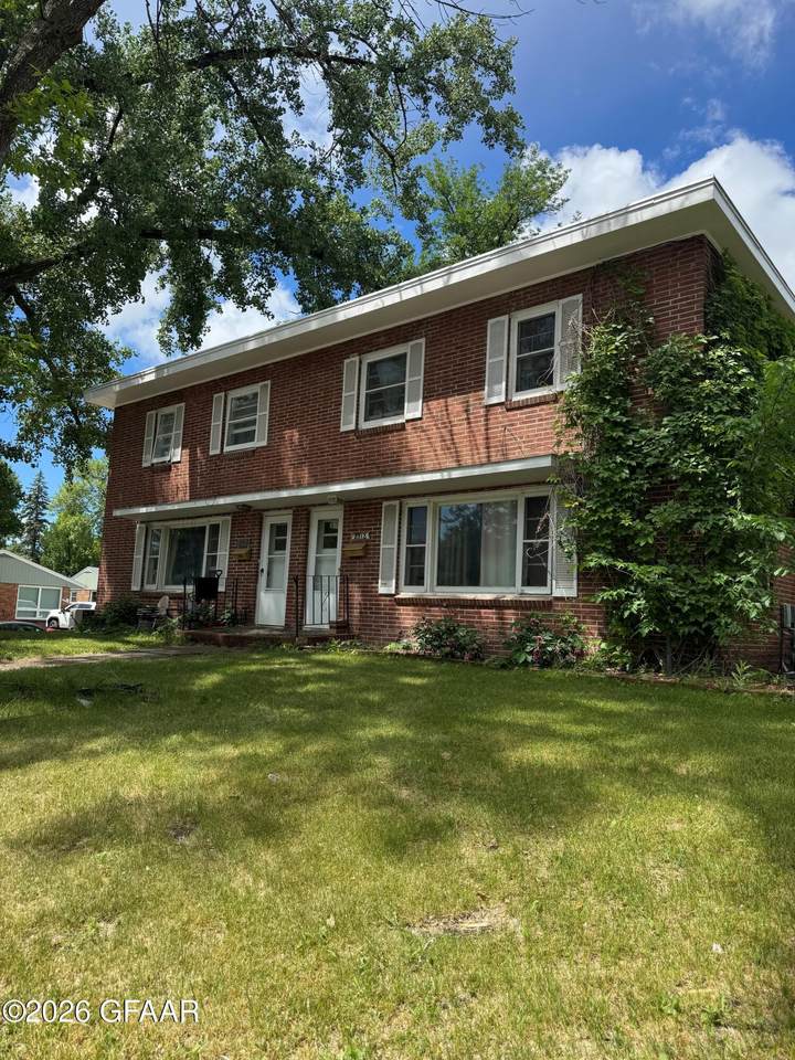 2318 7TH Avenue - Photo 1
