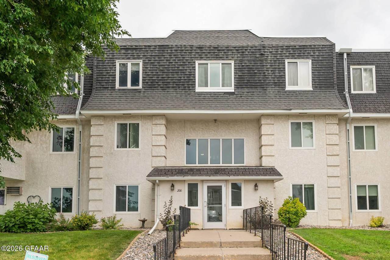 815 Duke Drive - Photo 1