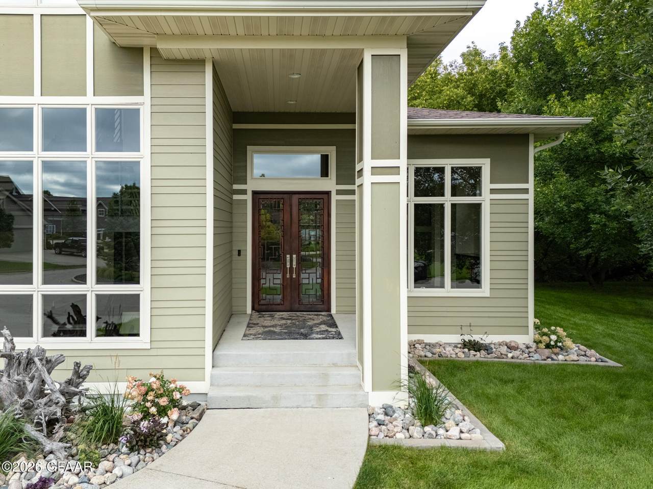 https://bt-photos.global.ssl.fastly.net/grandforks/1280_boomver_1_26-1076-2.jpg