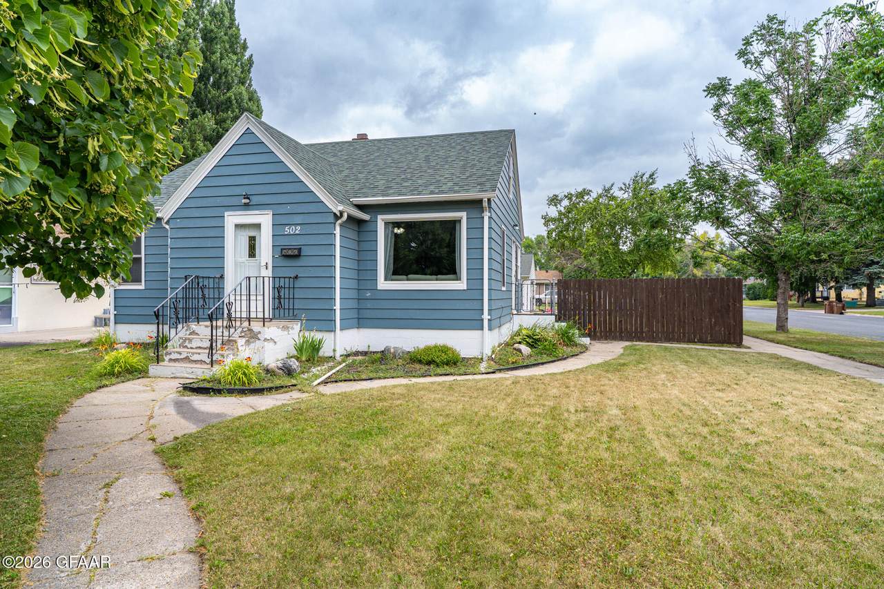 502 12TH ST NW - Photo 1