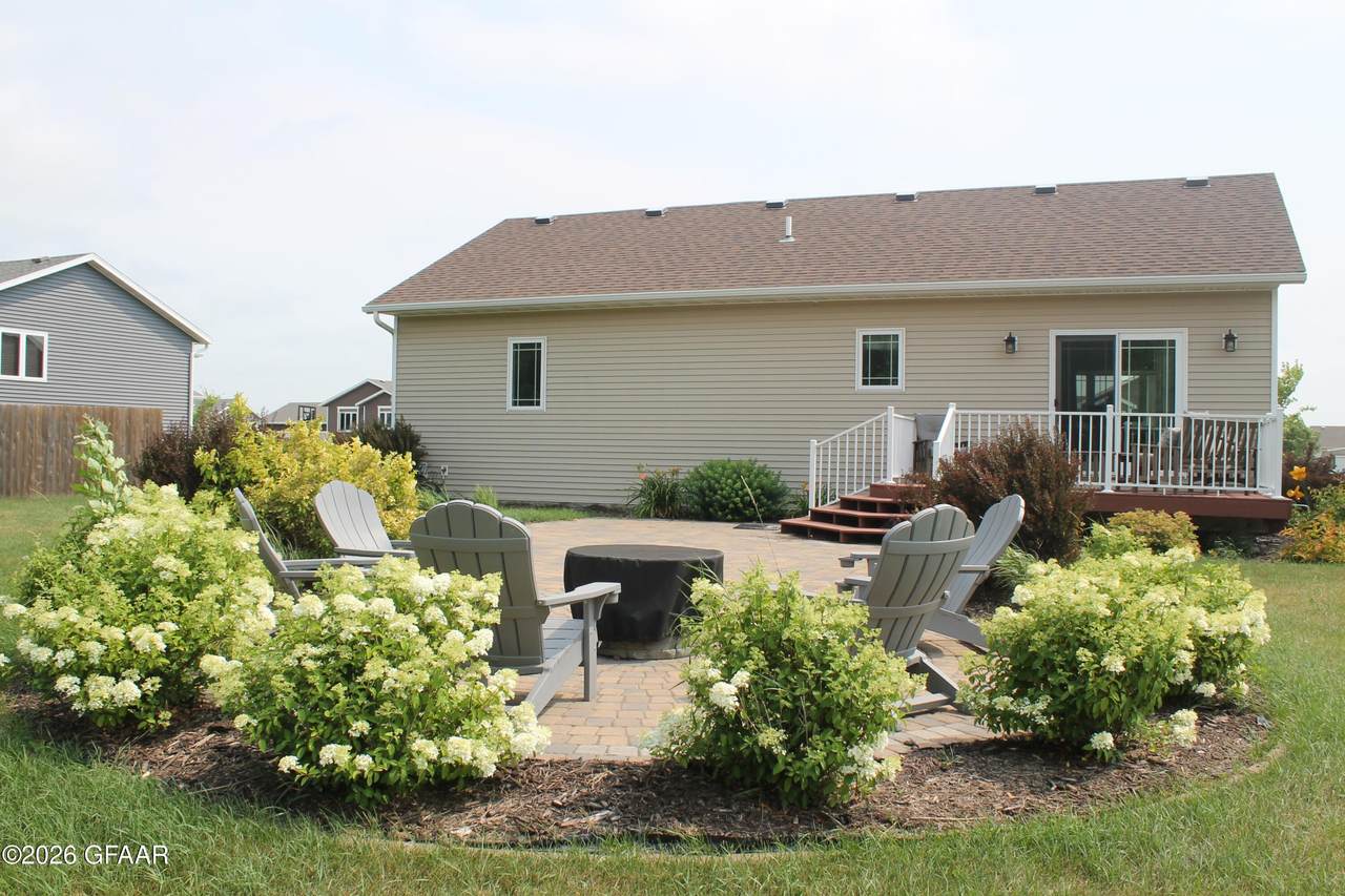 https://bt-photos.global.ssl.fastly.net/grandforks/1280_boomver_1_26-1139-2.jpg