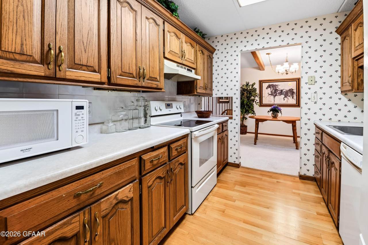 2200 S 29Th Street - Photo 1