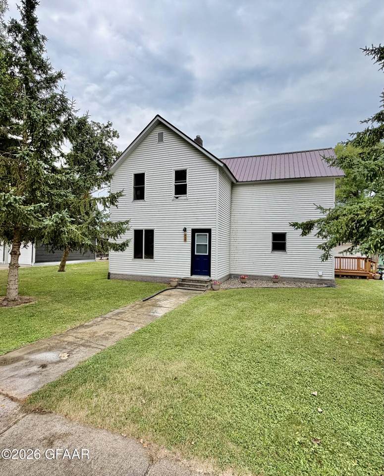 https://bt-photos.global.ssl.fastly.net/grandforks/1280_boomver_1_26-1151-2.jpg