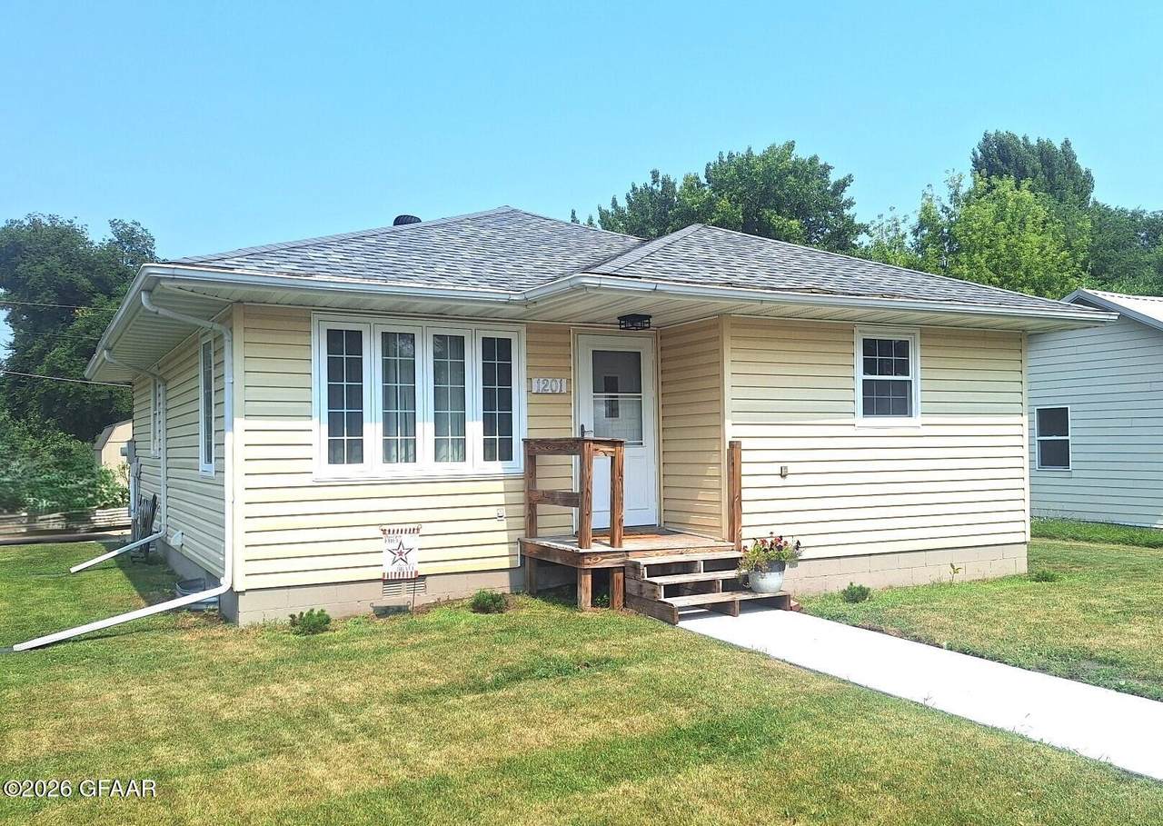 1201 Mountain Avenue - Photo 1