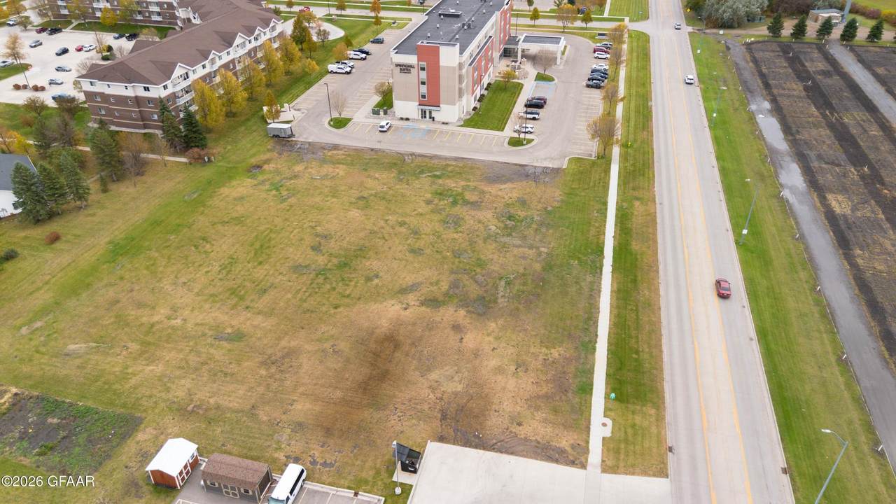 https://bt-photos.global.ssl.fastly.net/grandforks/1280_boomver_1_26-1212-2.jpg