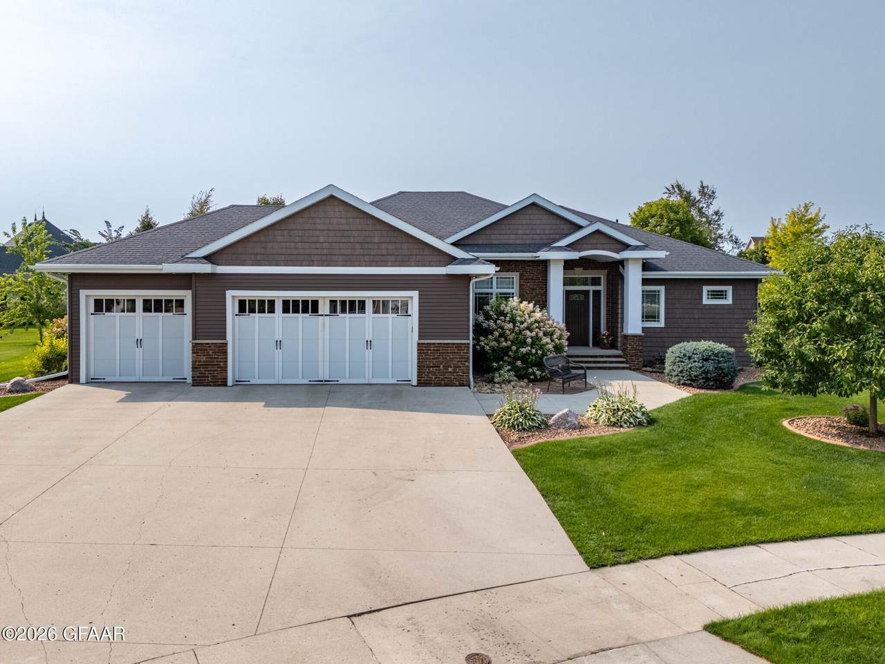 1466 Robert Circle - Photo 1
