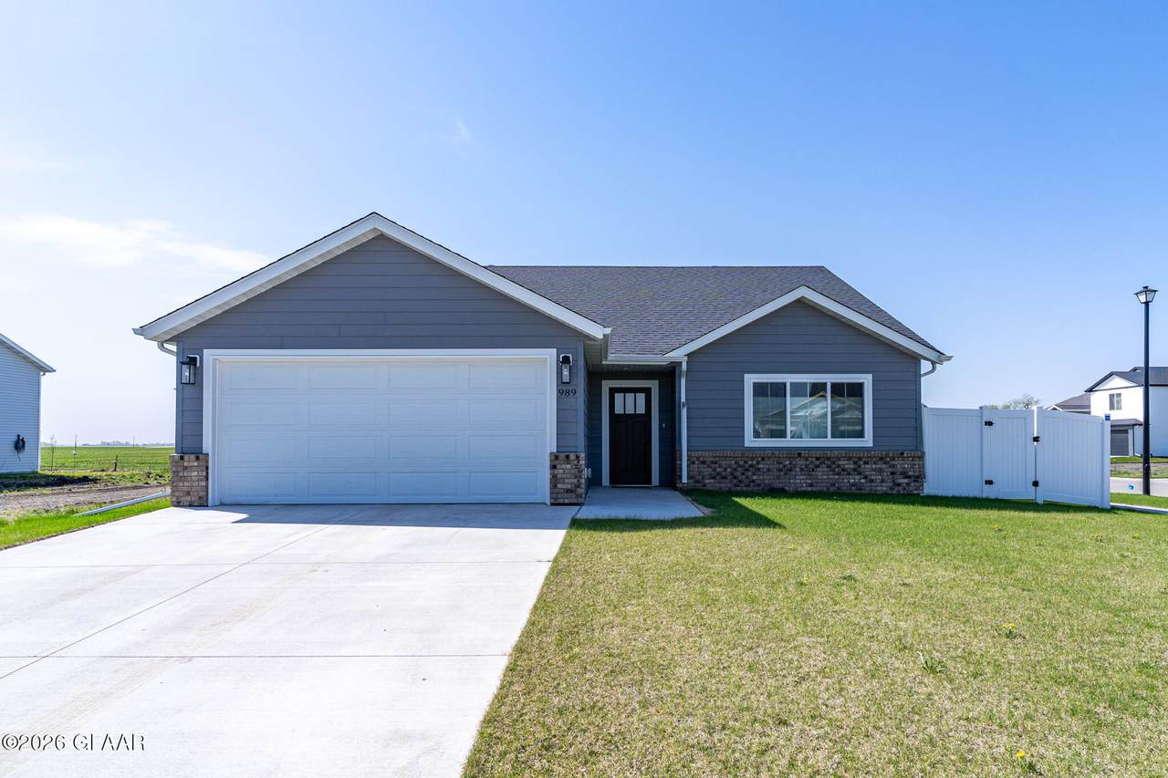 989 David Drive - Photo 1