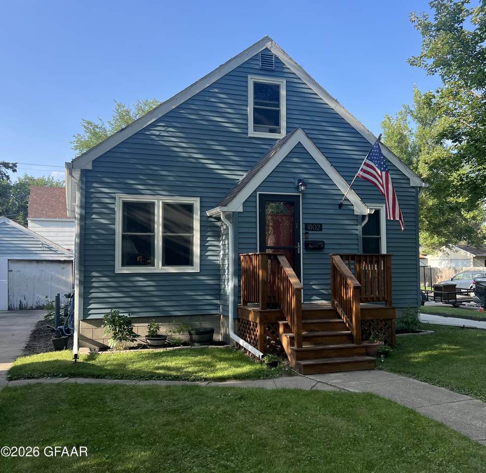 1802 4TH Avenue - Photo 1
