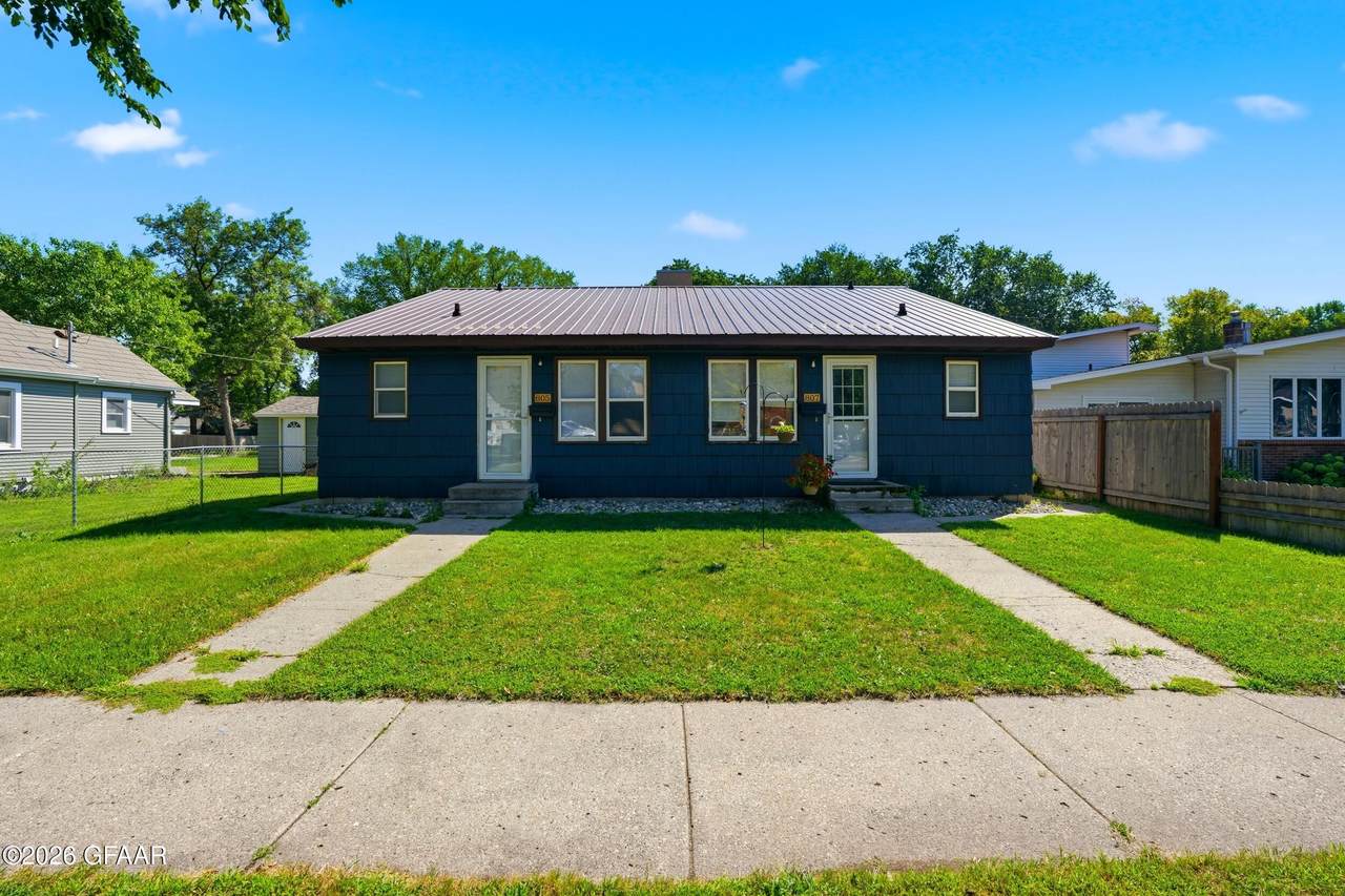 805 S 10Th Street - Photo 1