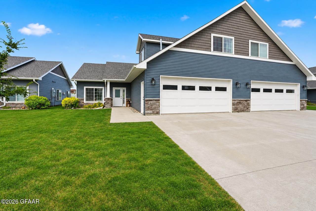 4440 Edgewood Lane - Photo 1