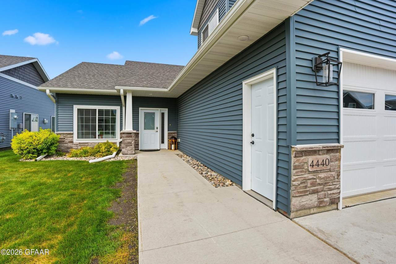 https://bt-photos.global.ssl.fastly.net/grandforks/1280_boomver_1_26-1298-2.jpg