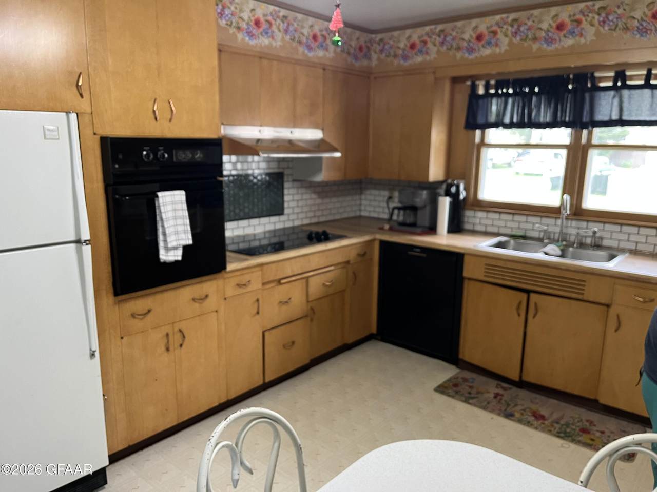 https://bt-photos.global.ssl.fastly.net/grandforks/1280_boomver_1_26-1356-2.jpg