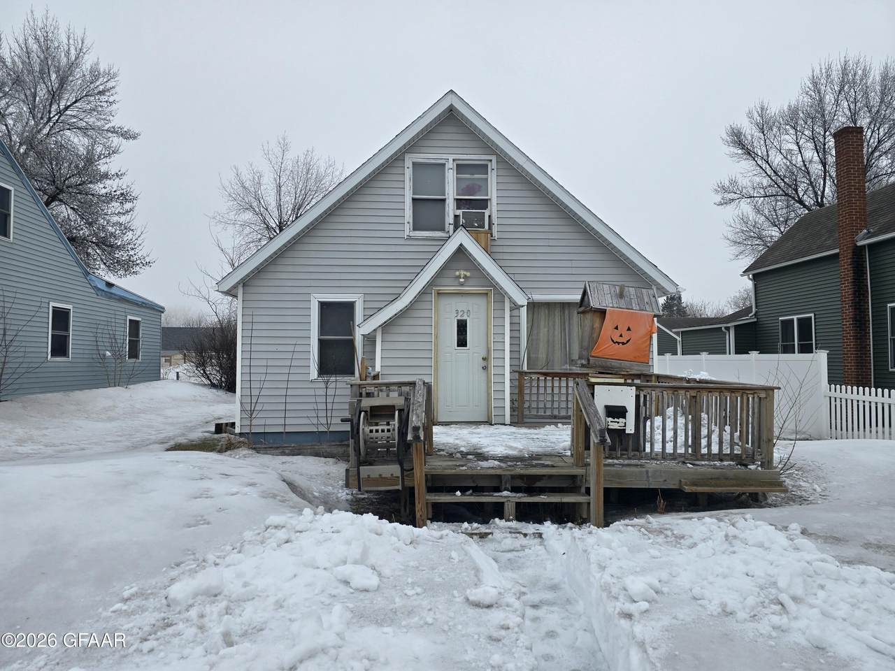 320 Prospect Avenue - Photo 1