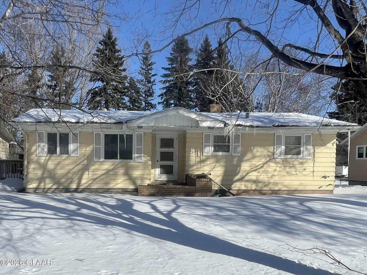 431 Russell Street - Photo 1