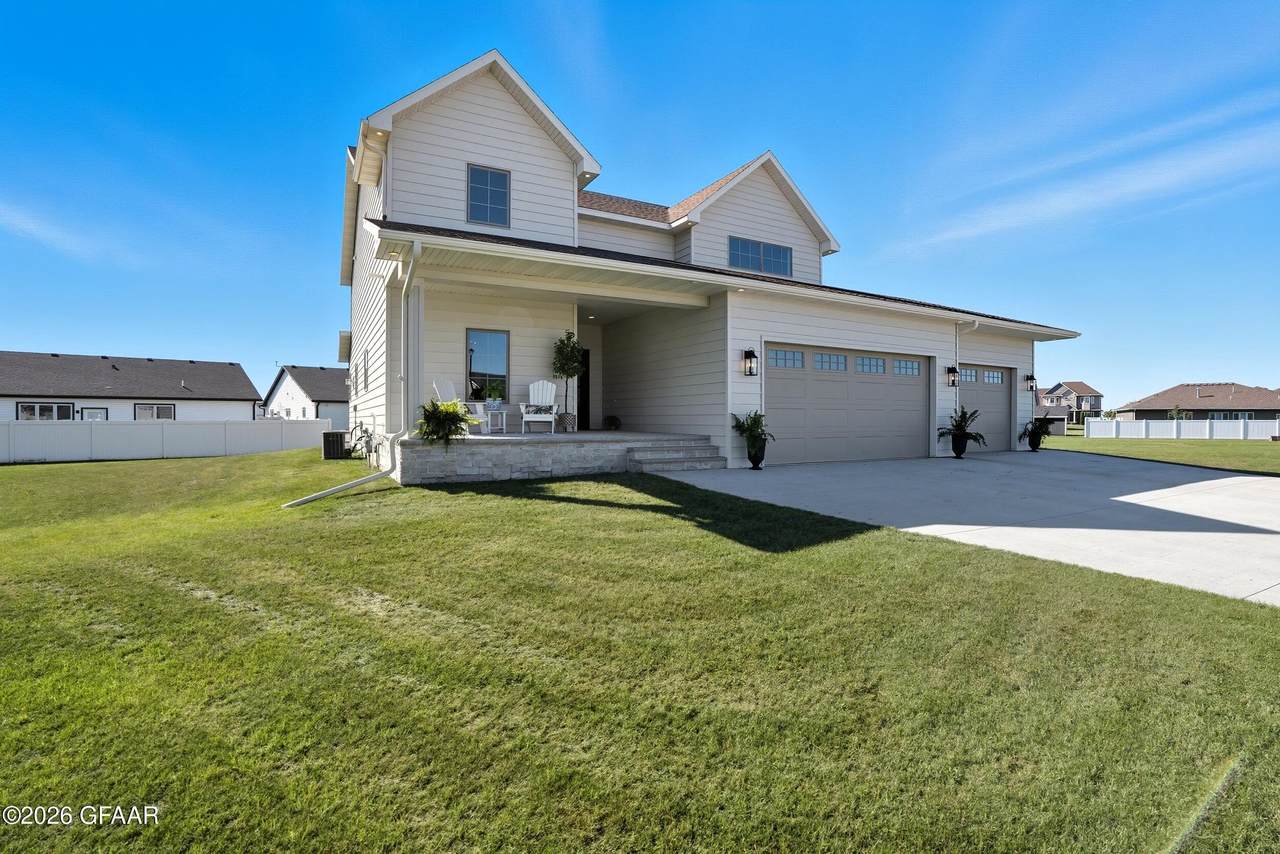 https://bt-photos.global.ssl.fastly.net/grandforks/1280_boomver_1_26-244-2.jpg