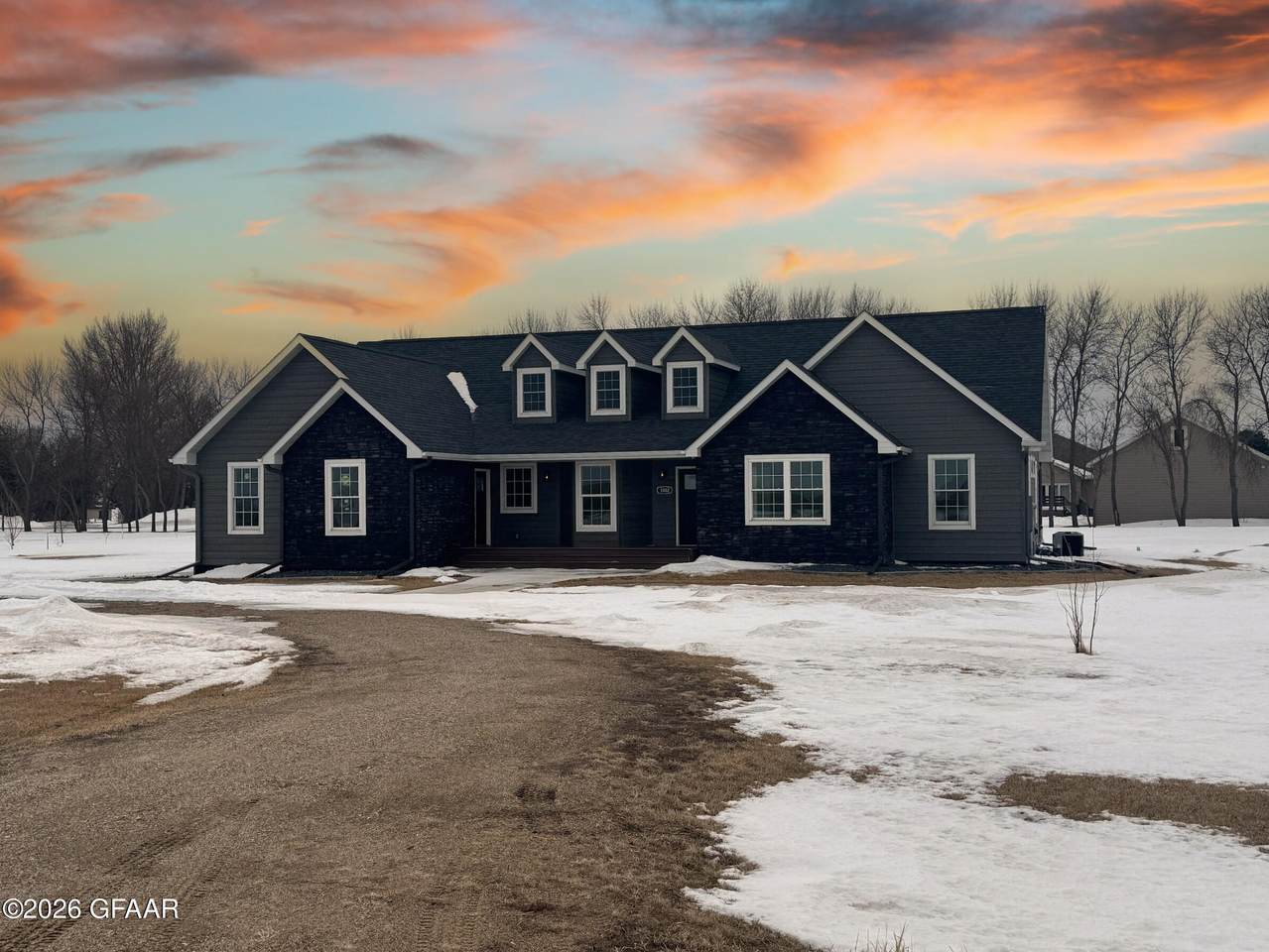 1082 Cliffs Place - Photo 1