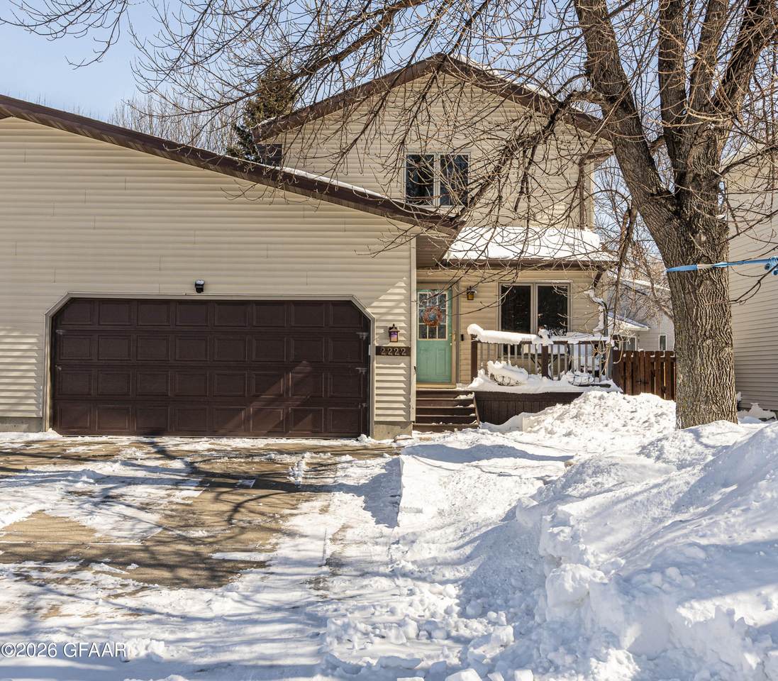 2222 8TH Avenue - Photo 1