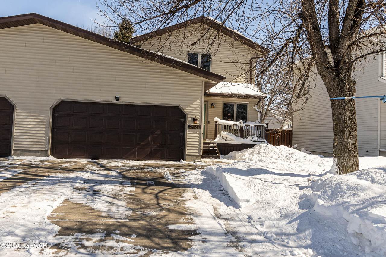 https://bt-photos.global.ssl.fastly.net/grandforks/1280_boomver_1_26-268-2.jpg