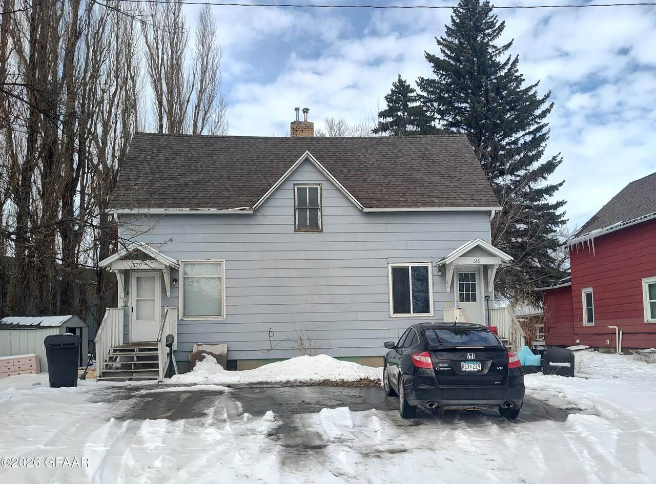 618 8TH Avenue - Photo 1