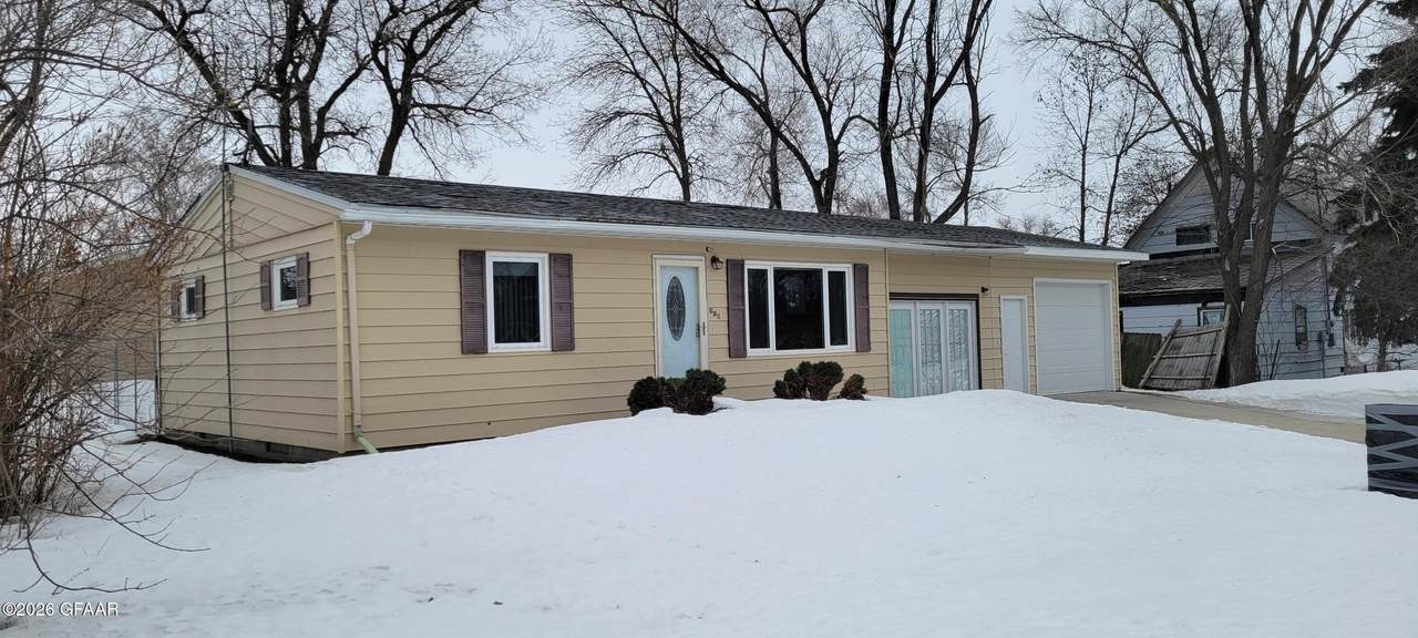 510 4TH Street - Photo 1