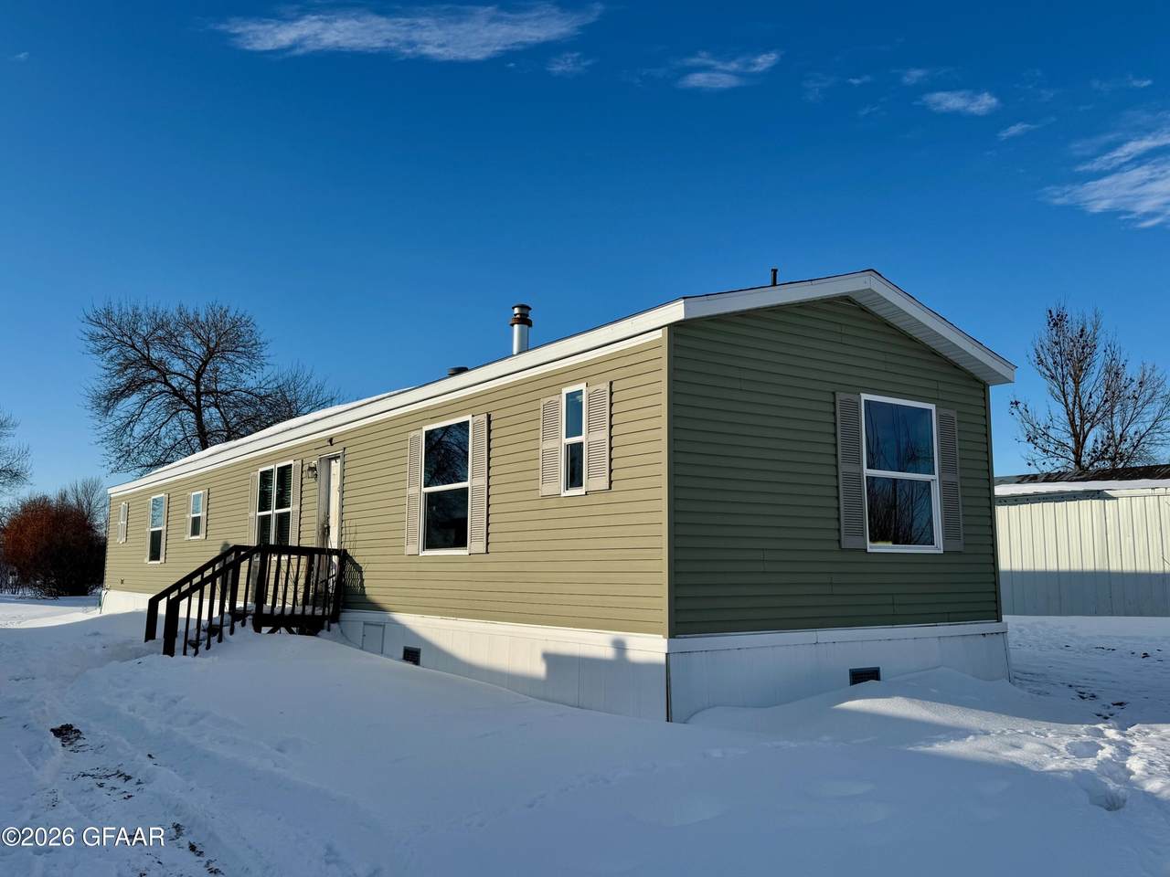 1565 Eastern - Photo 1