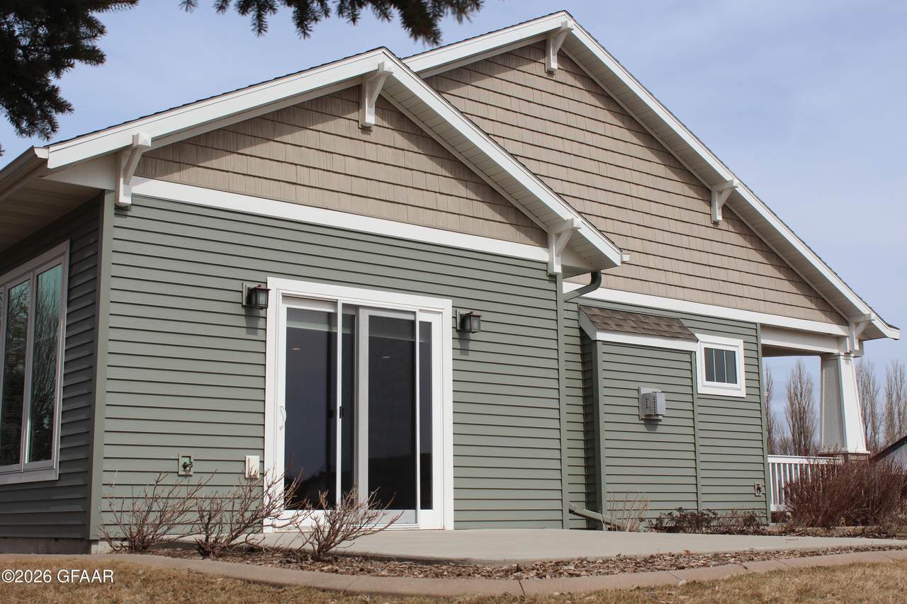 https://bt-photos.global.ssl.fastly.net/grandforks/1280_boomver_1_26-359-2.jpg