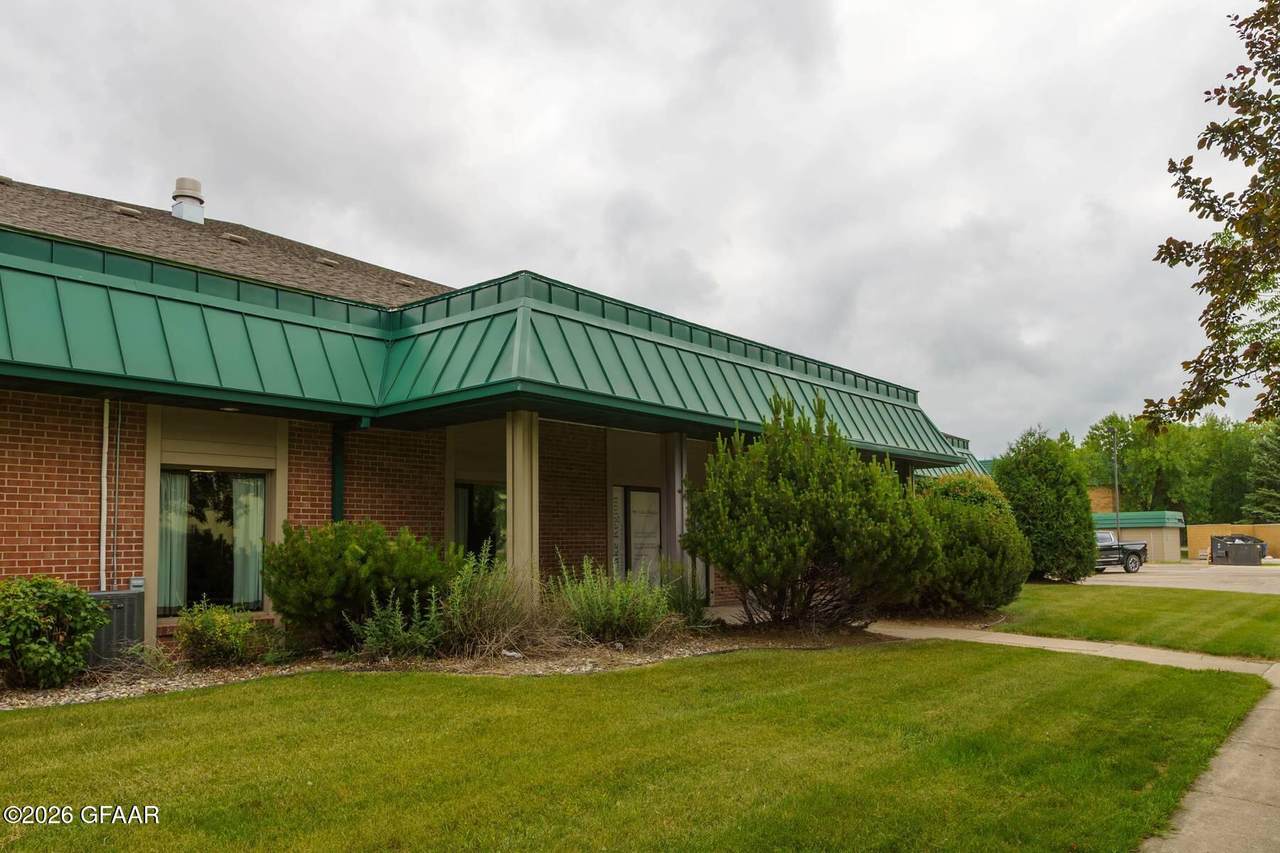 https://bt-photos.global.ssl.fastly.net/grandforks/1280_boomver_1_26-392-2.jpg