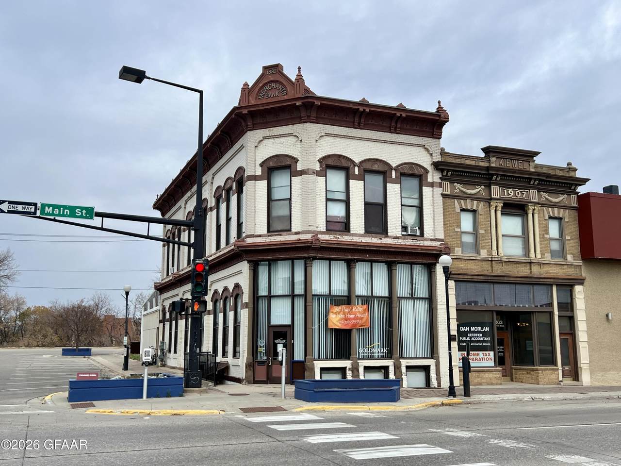 201 N Main Street - Photo 1