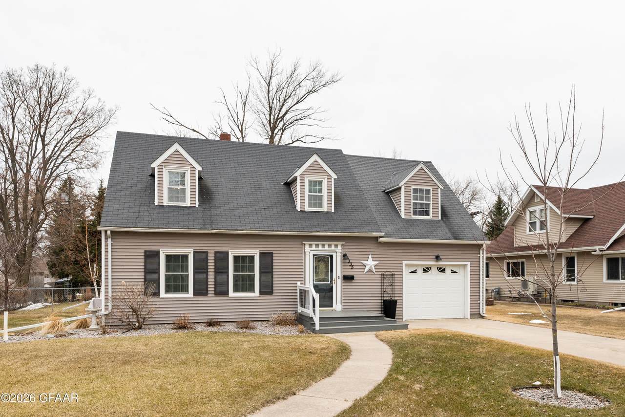 335 2ND Avenue - Photo 1